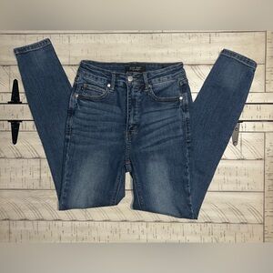 Judy Blue Dark Wash Skinny Jeans